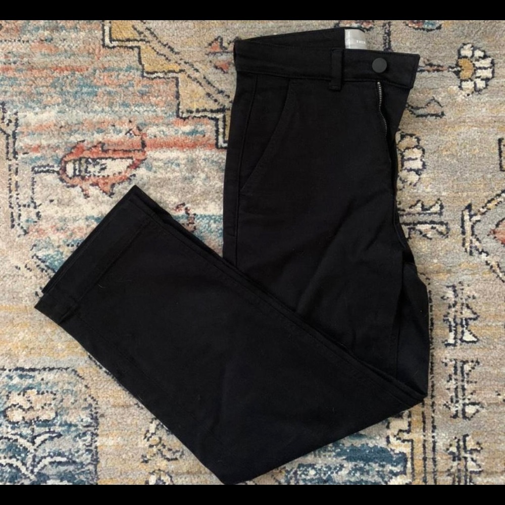 Everlane Straight Leg Crop - Size 2